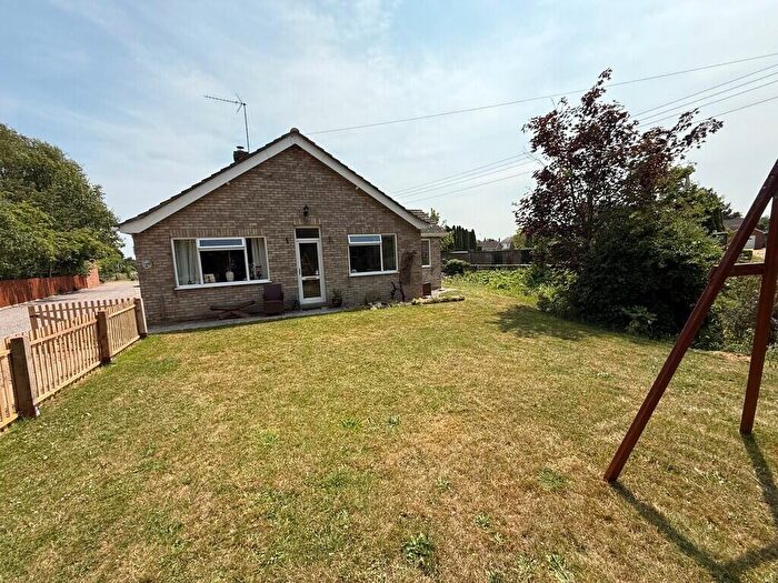 3 Bedroom Detached Bungalow For Sale In The Bungalow, Billingborough Road, Sleaford, NG34