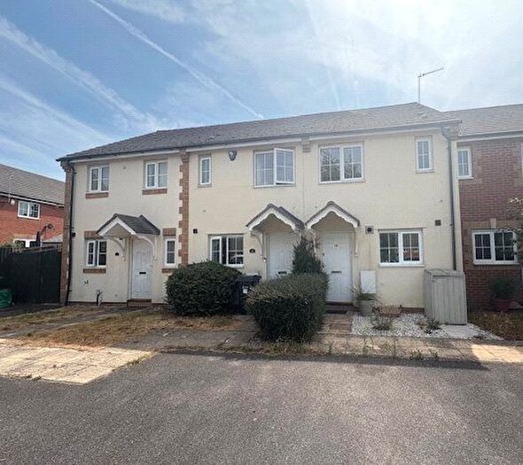 2 Bedroom Property To Rent In Banbury Close, Wokingham, RG41