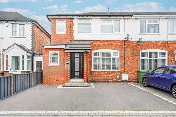 3 Bedroom End Of Terrace House For Sale In Shakespeare Road, Shirley, B90