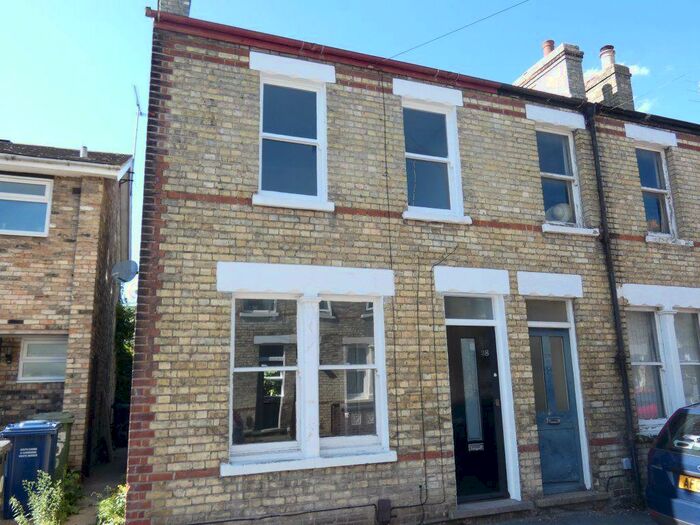 3 Bedroom House To Rent In Cyprus Road, CB1