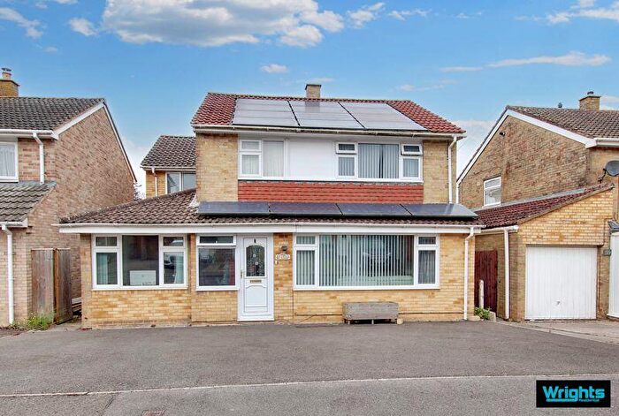 5 Bedroom Detached House For Sale In Hawkeridge Park, Westbury, BA13