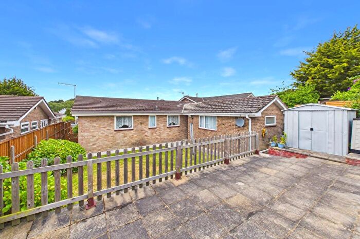 4 Bedroom Bungalow For Sale In West Way, Broadstone, Dorset, BH18 - Photo 4