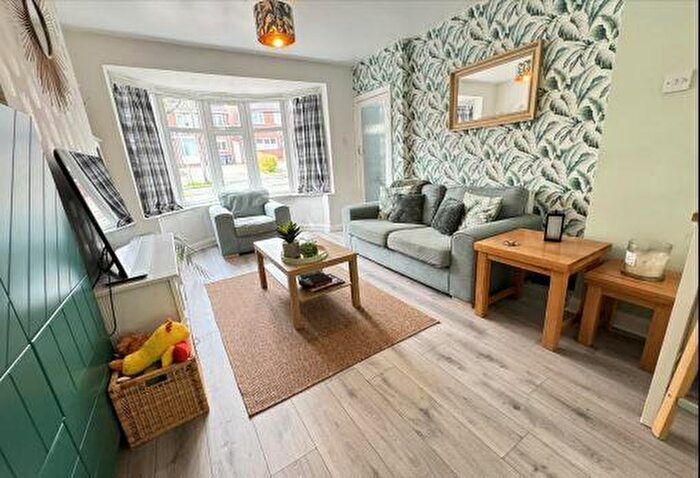 2 Bedroom House To Rent In Cramlington Road, Great Barr, B42