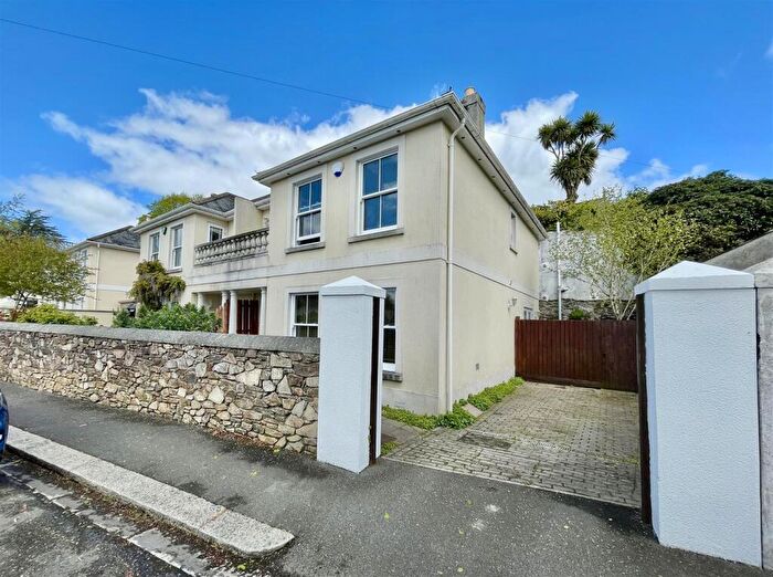 3 Bedroom Semi-Detached House For Sale In Mannamead, Plymouth, PL3