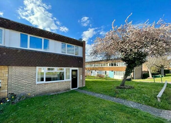 3 Bedroom End Of Terrace House To Rent In Foredrove Lane, Solihull, B92