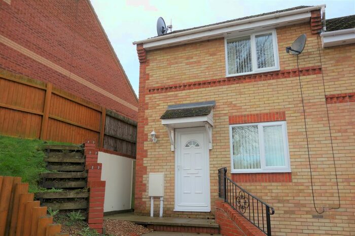 2 Bedroom Semi-Detached House To Rent In Siddons Close, Oundle, Peterborough, PE8