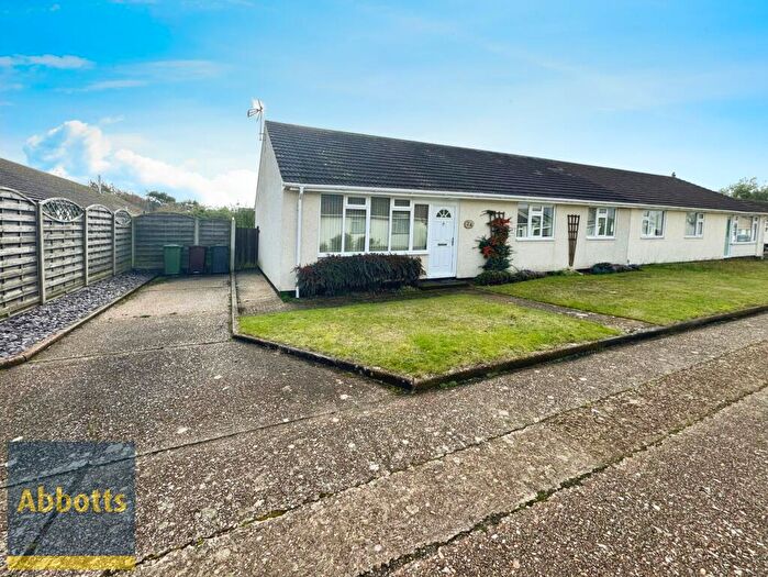 3 Bedroom Bungalow To Rent In Wicken Green Village, NR21