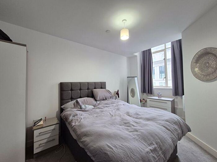 1 Bedroom Apartment For Sale In The Strand, Liverpool, L2