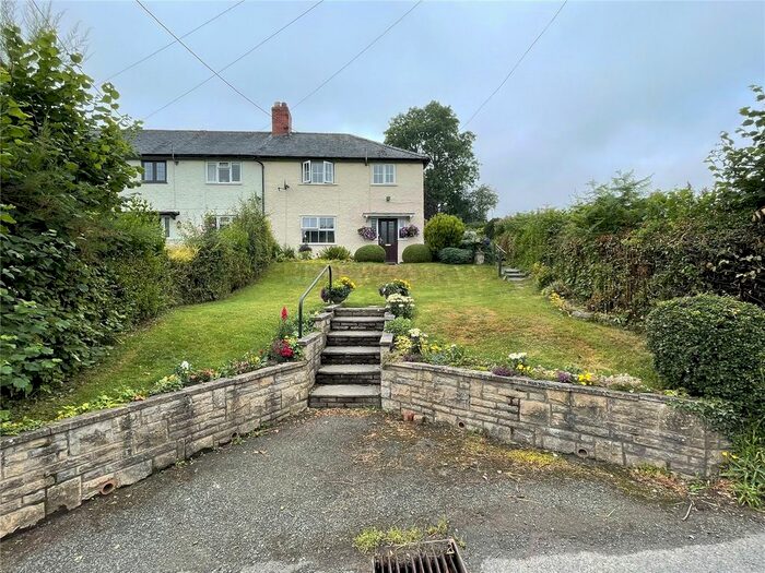 Houses for sale in Tregynon, SY16, Powys