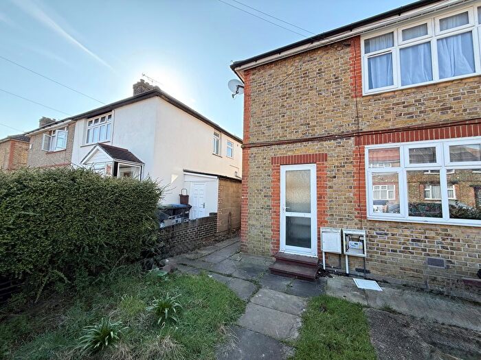 1 Bedroom Maisonette To Rent In Latymer Way, London, N9