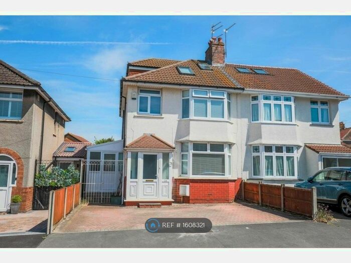 4 Bedroom Semi-Detached House To Rent In Grittleton Road, Bristol, BS7