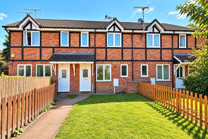 1 Bedroom Terraced House To Rent In Wakefield Close, Byfleet, West Byfleet, Surrey, KT14