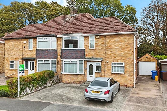 4 Bedroom Semi-Detached House For Sale In Mill Beck Lane, Cottingham, HU16