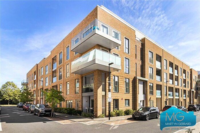 2 Bedroom Apartment To Rent In Coxwell Boulevard, Mill Hill, London, NW9