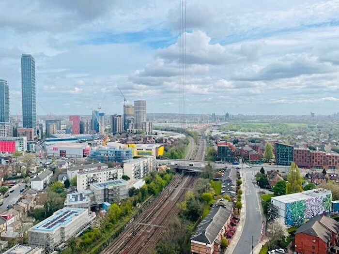 Studio To Rent In Silverleaf House, Heartwood Boulevard, Acton, W3