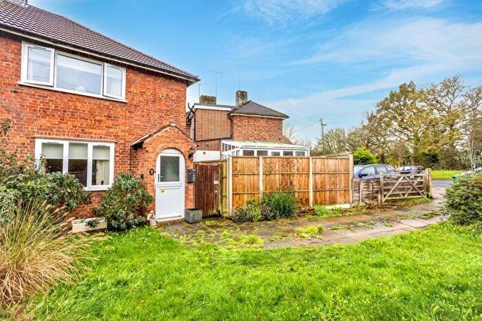 2 Bedroom Semi-Detached House For Sale In Wantley Hill Estate, Henfield, BN5
