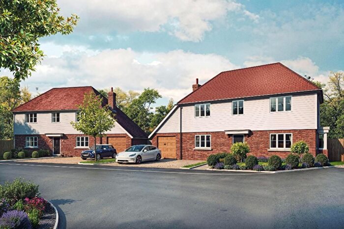 4 Bedroom Detached House For Sale In Farnfield Place, Balcombes Hill, Goudhurst, Kent, TN17
