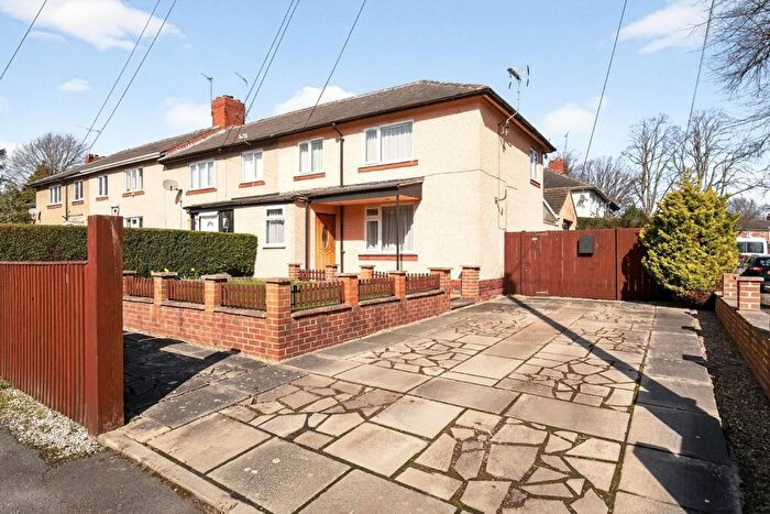 3 Bedroom End Terrace House For Sale In St. Andrews Walk, Harrogate, HG2