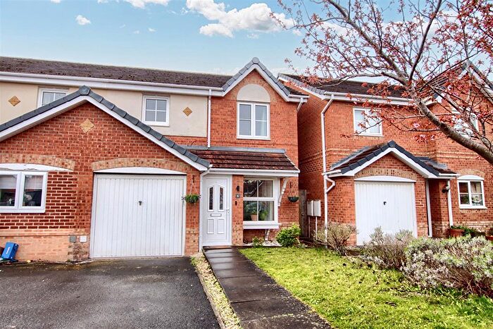 3 Bedroom Semi Detached House To Rent In Leazon Hill, Ingleby Barwick, TS17