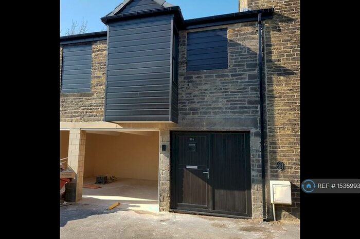 1 Bedroom Flat To Rent In Ford Hill, Queensbury, Bradford, BD13