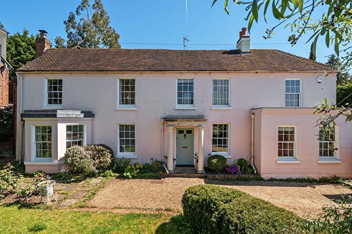 5 Bedroom Detached House For Sale In Old Mead, Gerrards Cross, SL9