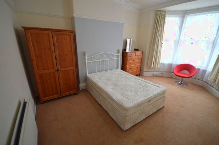3 Bedroom Flat To Rent In Addycombe Terrace, Newcastle Upon Tyne, NE6