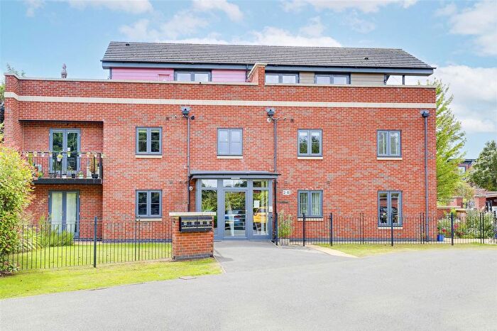 2 Bedroom Flat For Sale In Deane Road, Nottingham, NG11