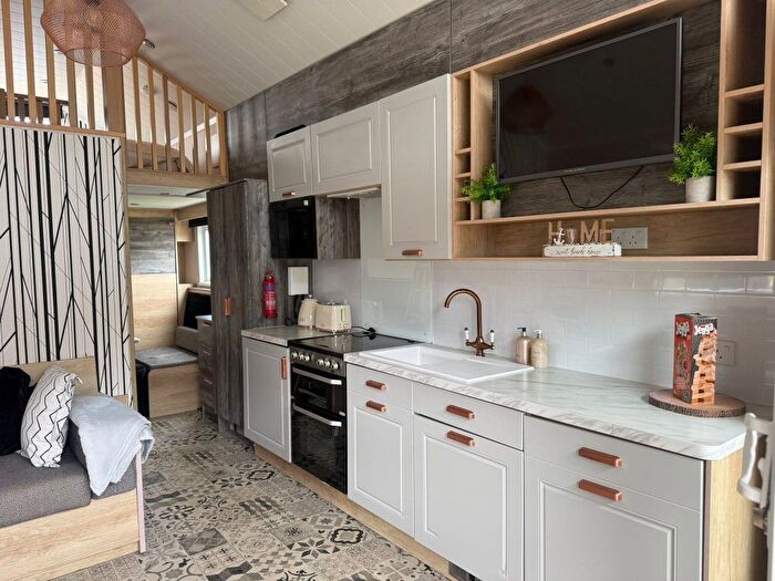 2 Bedroom Lodge For Sale In Tedburn St. Mary, Exeter, EX6