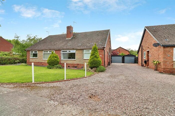 2 Bedroom Mews To Rent In Coppenhall Lane, Crewe, Cheshire, CW2