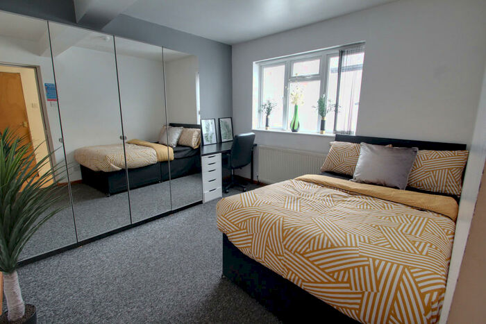 2 Bedroom Apartment To Rent In Chancery Street, Leicester, LE1