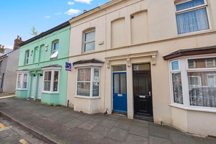 2 Bedroom Terraced House For Sale In Wincheap, Canterbury, CT1