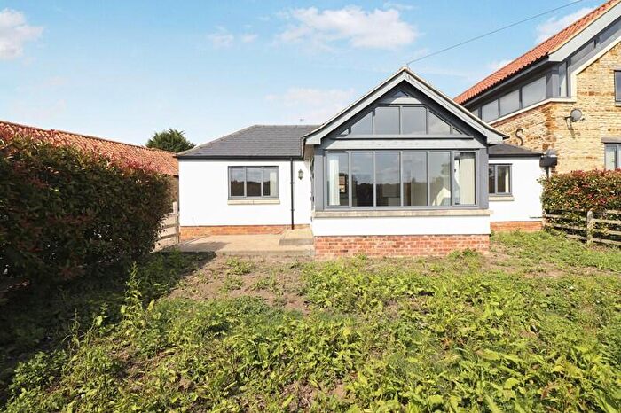 2 Bedroom Bungalow To Rent In Knuston Road, Knuston Home Farm, NN29