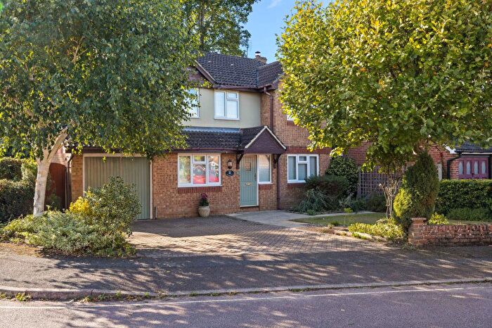 4 Bedroom Detached House For Sale In Langridge Drive, East Grinstead, RH19