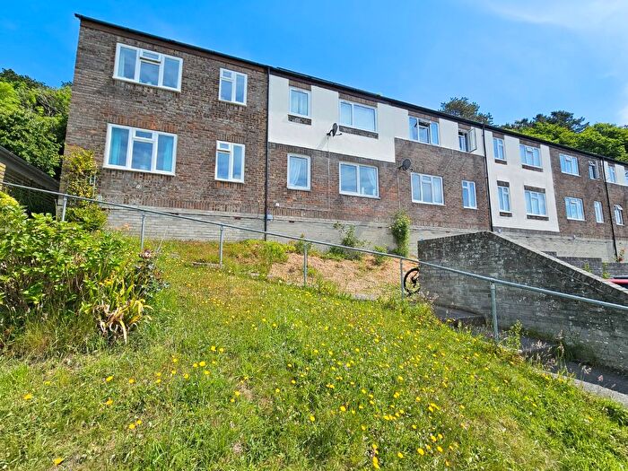3 Bedroom End Of Terrace House For Sale In Brynglas Road, Llanbadarn Fawr, Aberystwyth, SY23