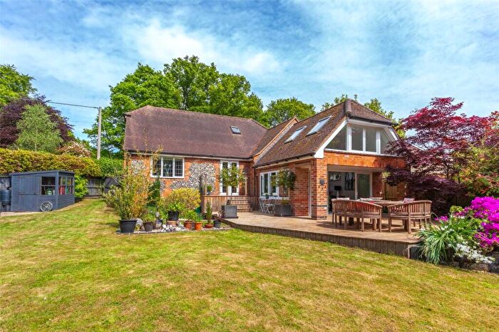 3 Bedroom Detached House For Sale In Moor Common, Lane End, High Wycombe, HP14