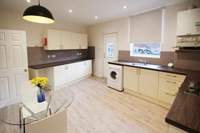 3 Bedroom End Of Terrace House To Rent In Ruskin Square, Sheffield, S8