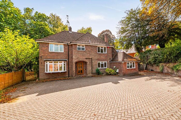 4 Bedroom House To Rent In Sleepers Hill, Winchester, Hampshire, SO22