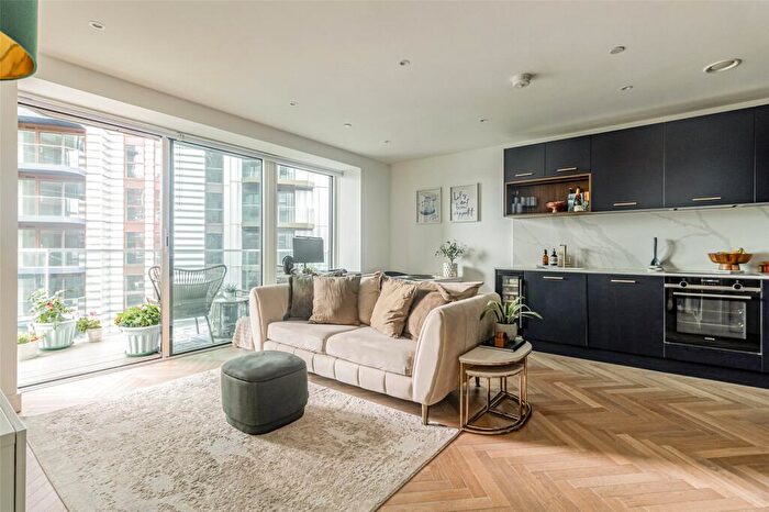 1 Bedroom Apartment For Sale In Brigadier Walk, Woolwich, SE18
