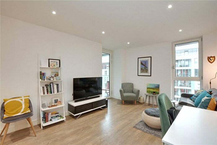 1 Bedroom Flat To Rent In Poldo House, Greenwich, SE10