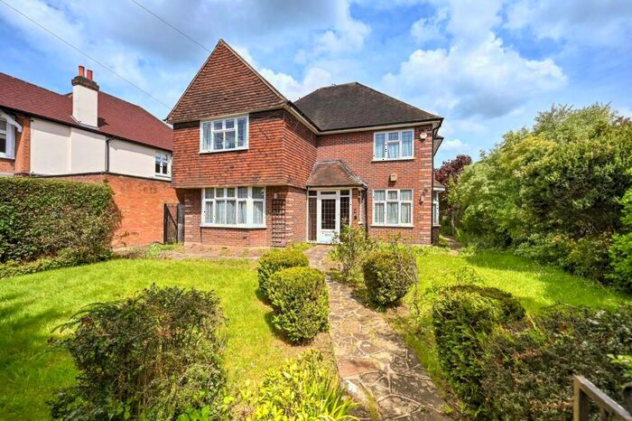 5 Bedroom Bungalow To Rent In Coombe Lane West, Coombe, Kingston Upon Thames, KT2