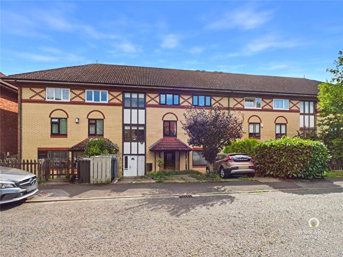 2 Bedroom Flat For Sale In Holeyn Road, Newcastle Upon Tyne, Tyne And Wear, NE15