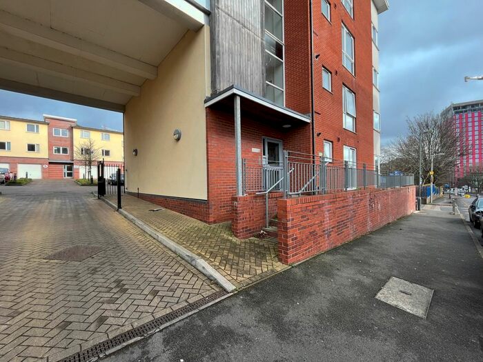 1 Bedroom Flat To Rent In Great Colmore Street, Birmingham, B15