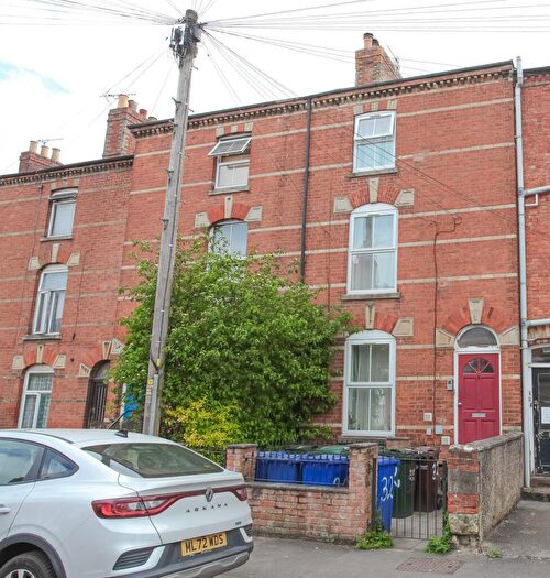 1 Bedroom Apartment To Rent In West Street, Banbury, OX16