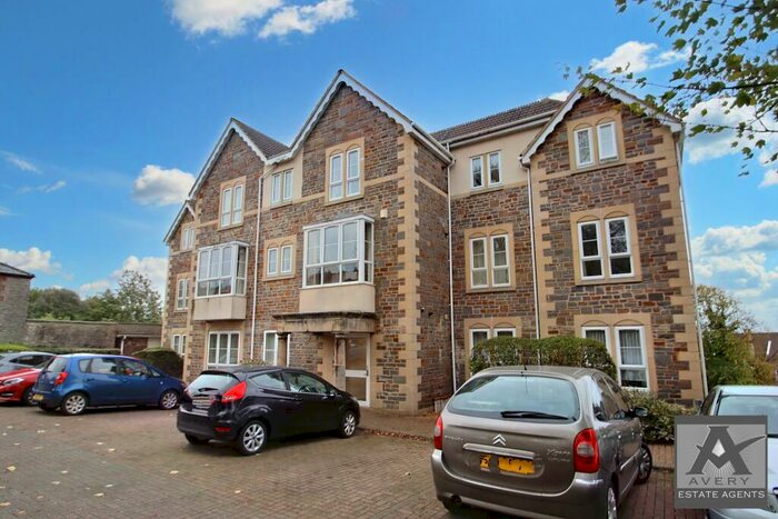 2 Bedroom Flat To Rent In Overcombe House, Shrubbery Road, BS23