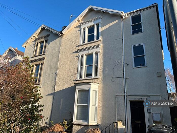 2 Bedroom Flat To Rent In Hampton Park, Bristol, BS6