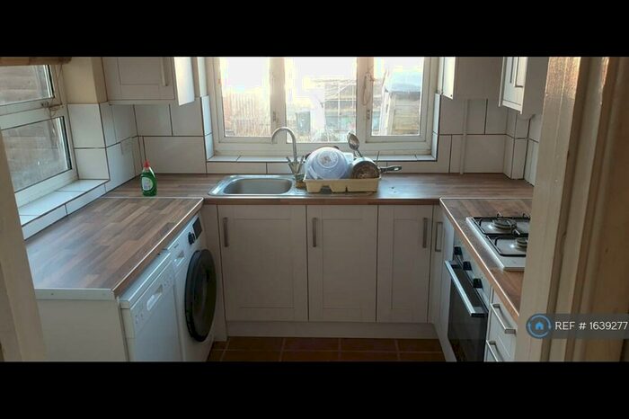 4 Bedroom Terraced House To Rent In Bath, Somerset, BA2