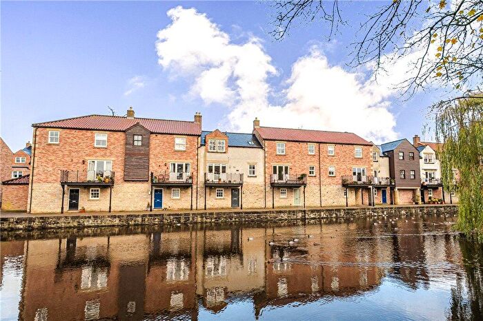 3 Bedroom Terraced House For Sale In Canal Wharf, Bondgate Green, Ripon, North Yorkshire, HG4
