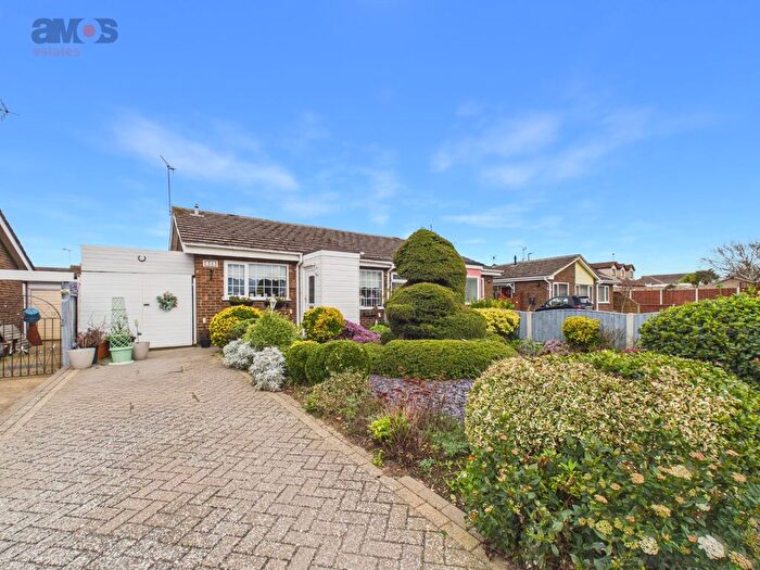 2 Bedroom Semi Detached Bungalow For Sale In Dorset Gardens, Ashingdon, Essex, SS4