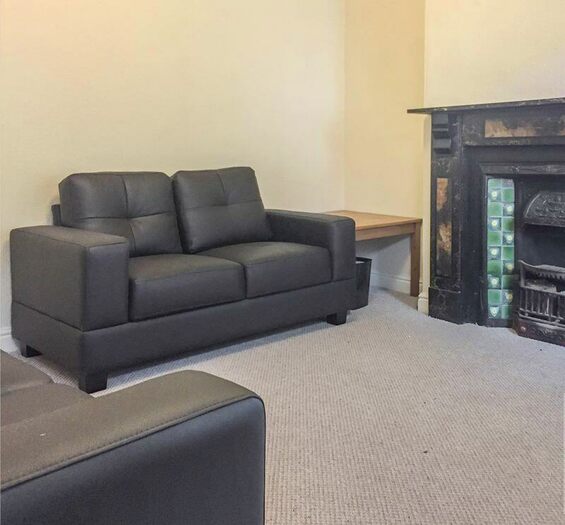 2 Bedroom Terraced House To Rent In Allington Avenue, Nottingham, NG7