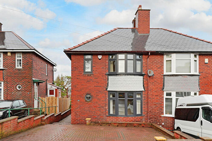 3 Bedroom Semi Detached House For Sale In Thorpe House Avenue, Norton Lees, Sheffield, S8